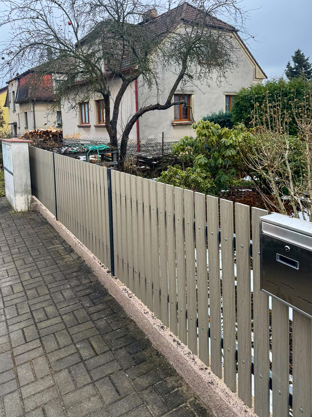 WhatsApp Image 2025-12-02 at 07.38